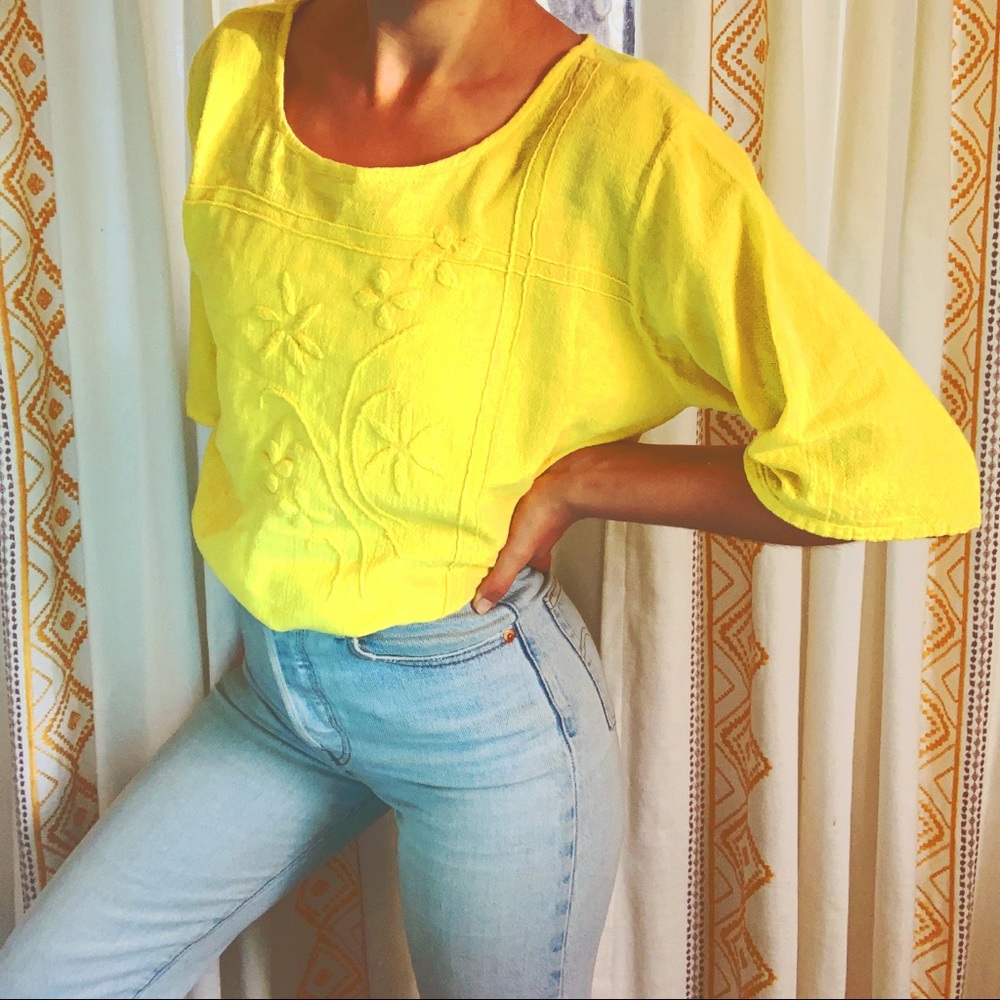 VTG 90s Yellow Mexican Embroidered Floral Top